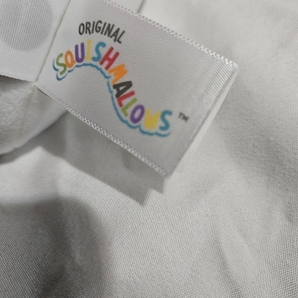 Hello Kitty Squishmallow 6-Inch Plush Toy New - Picture 5 of 9